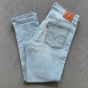 Levi’s Wedgie Fit Jeans